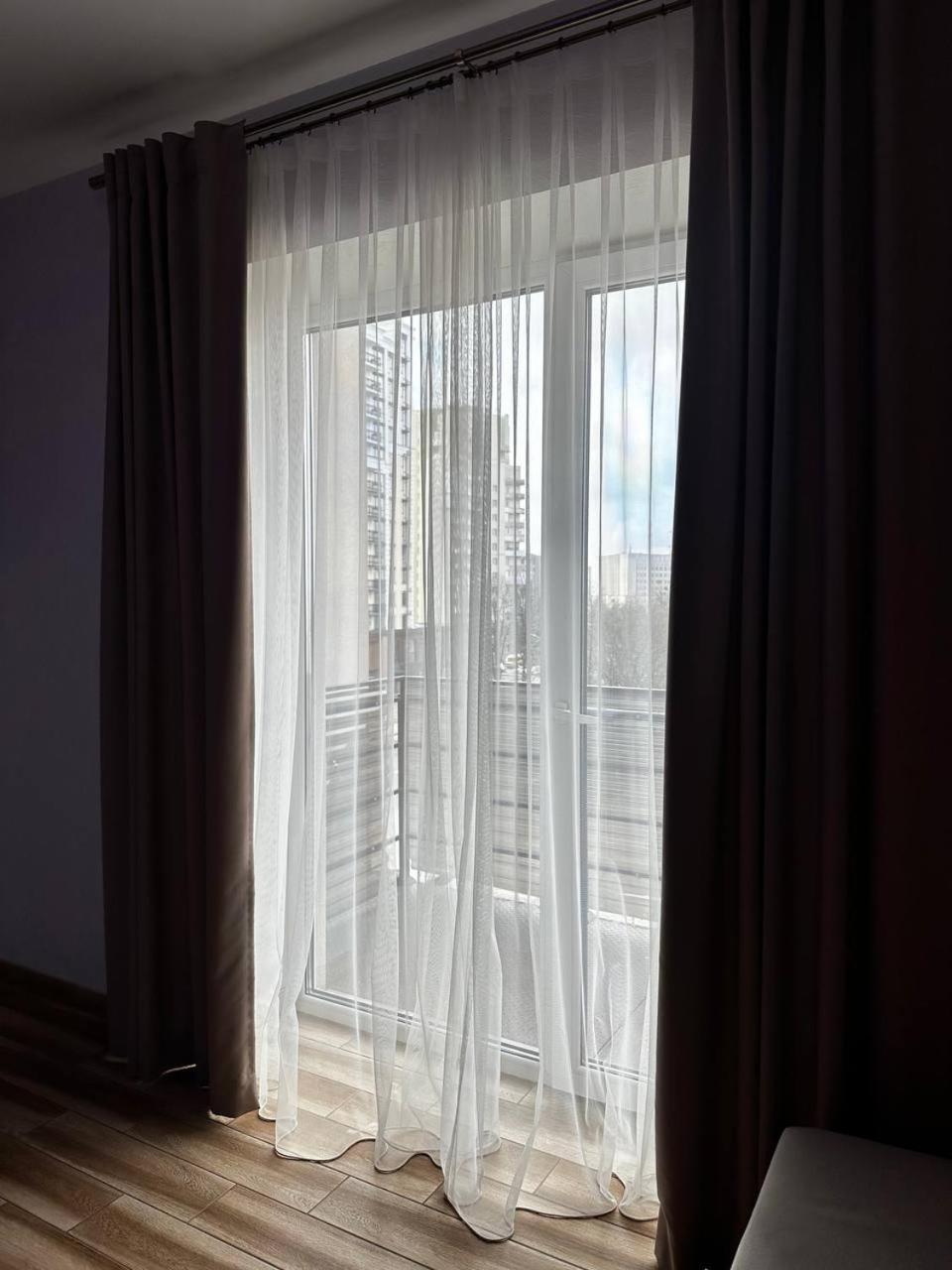 Space Apart Hotel Lutsʼk Quarto foto